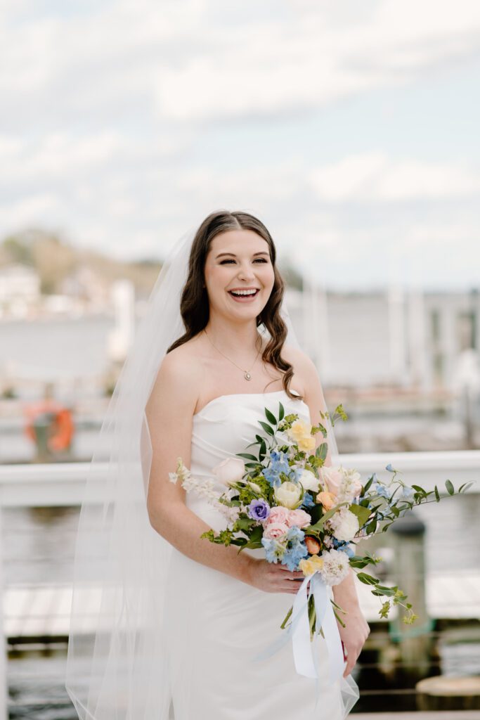 outdoor spring wedding photos on the eastern shore