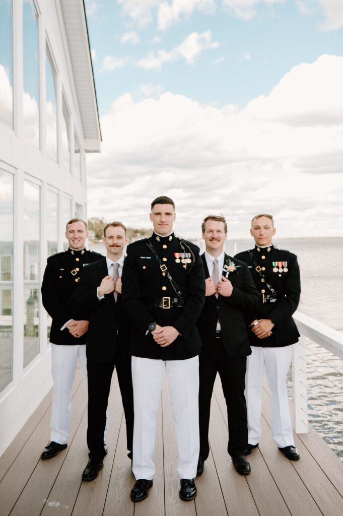 groomsmen poses