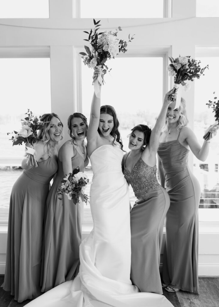 bridesmaids photos