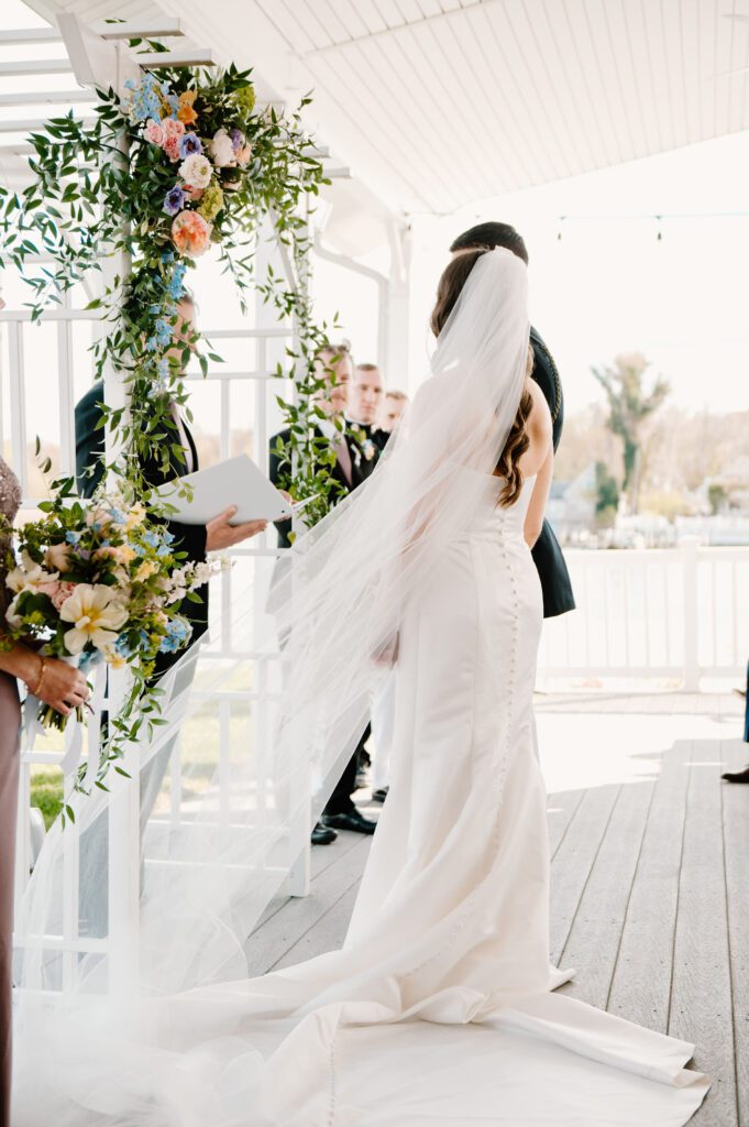 Maryland wedding ceremony photos on the eastern shore