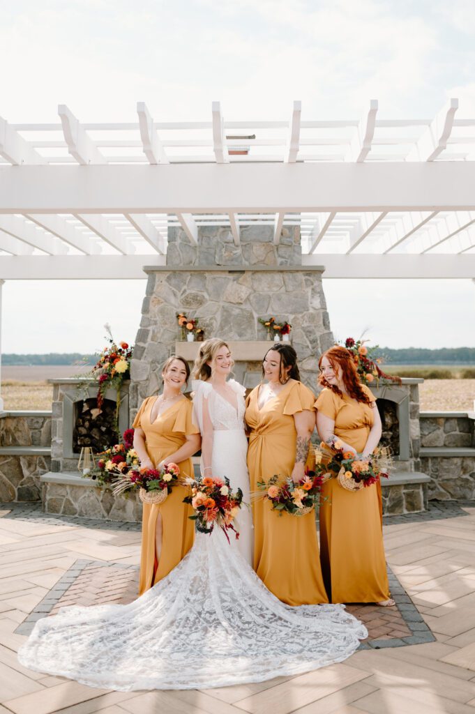 modern wedding photos in delaware with fall colors and rustic details at Vanderwende Acres