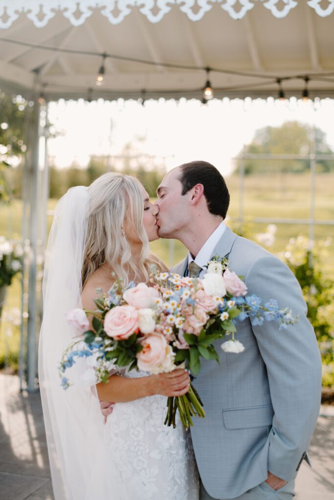 A Dreamy Garden Wedding at Terrain Gardens in Devon, PA