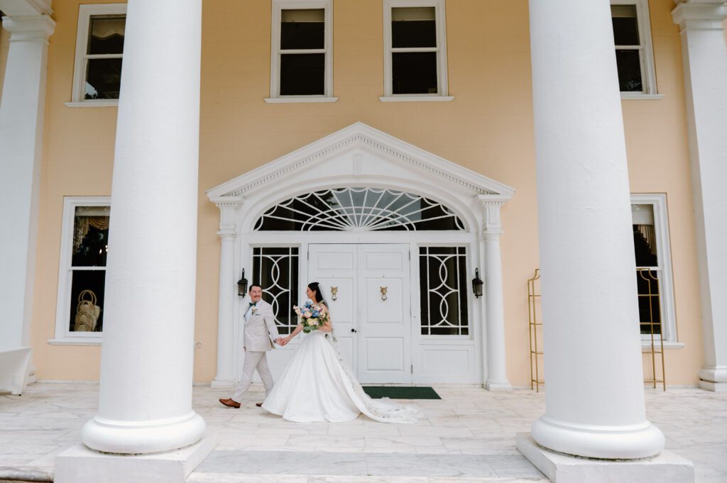 bride and groom photos elegant and romantic