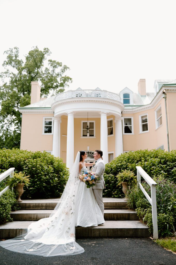 bride and groom photos elegant and romantic