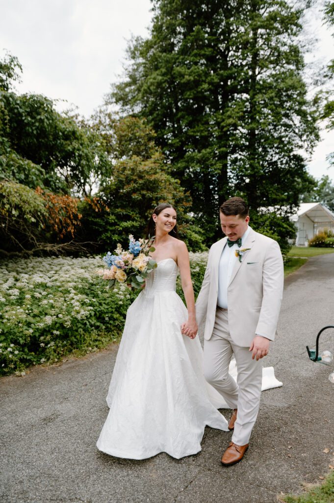 Bellevue Hall Garden Party Wedding with Timeless Elegance // The Weisers