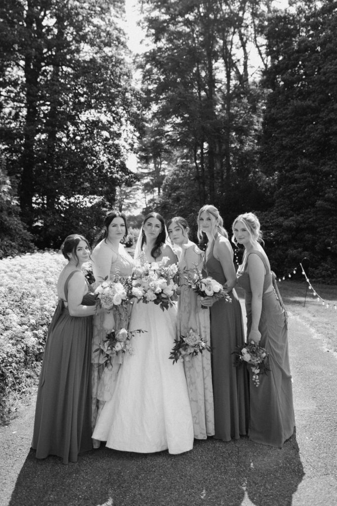 editorial bridesmaids photos