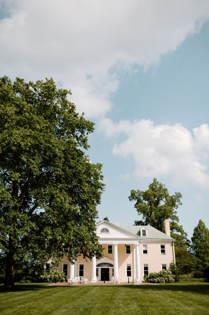 delaware wedding venue outdoors timeless elegant