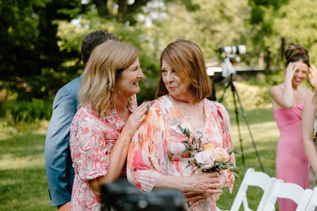 documentary style wedding photos guests